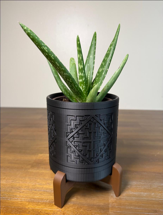 Indoor Planter w/ Stand & Removable Drip Tray - House