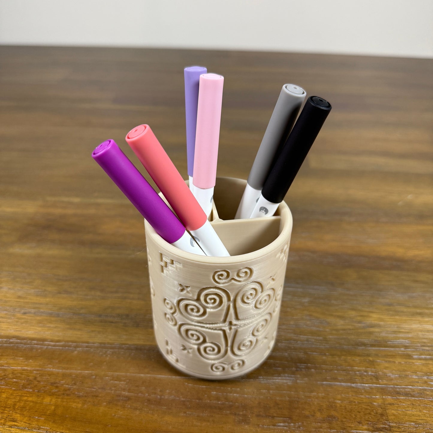 Circular Pencil Holder