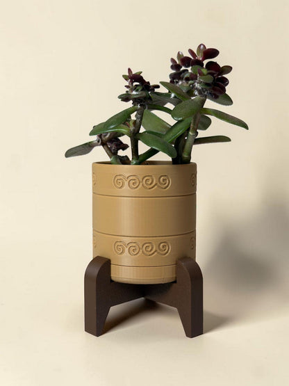 3D Printed Circle Planter w/ Stand & Removable Drip Tray - Snail