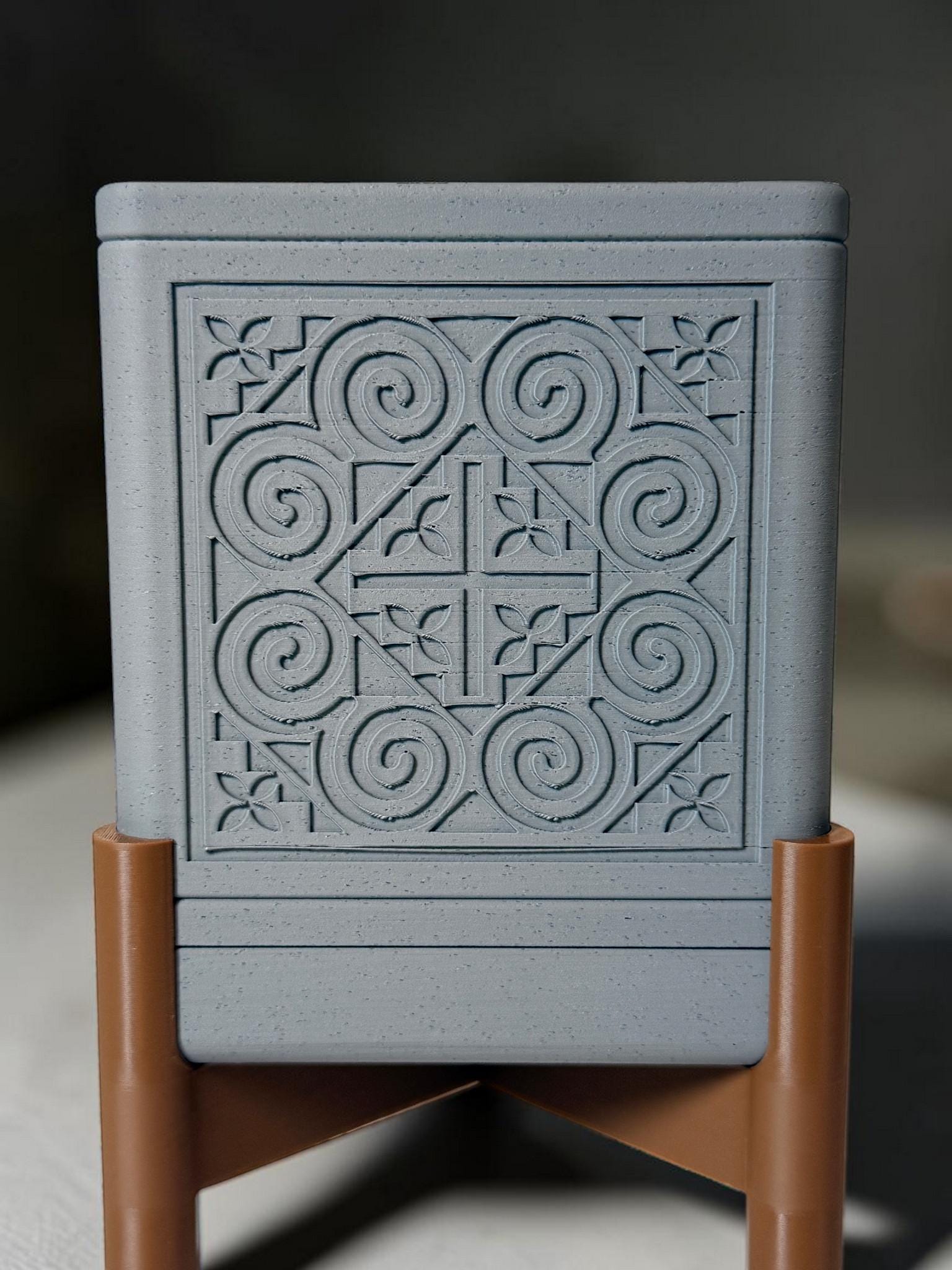 3D Printed Square Planter w/ Stand & Removable Drip Tray - Snail in Elephant Foot