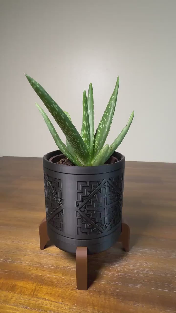 3D Printed Circle Planter w/ Stand & Removable Drip Tray - House